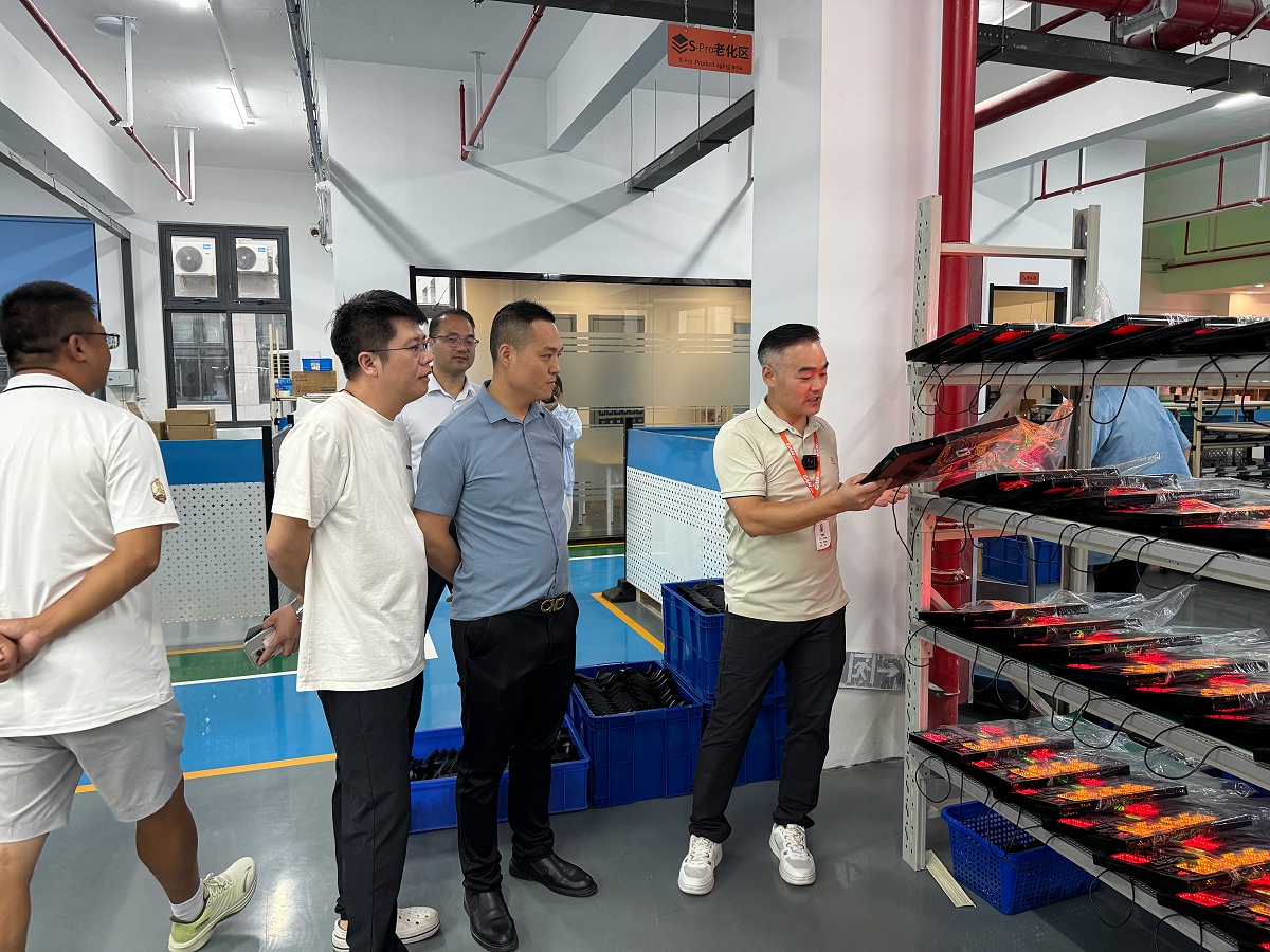 lQDPJw7UFES5Hm3NELzNFlCwz-w__YyMQ00InzrLgrzNAA_5712_4284